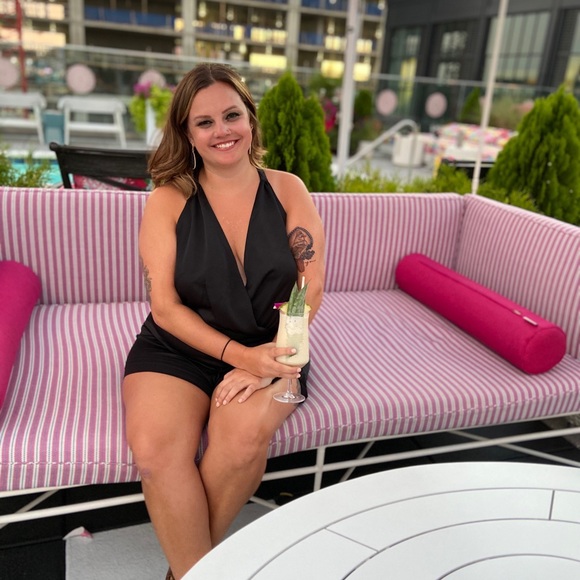 Meet your Posher, Hannah - Picture 1 of 1